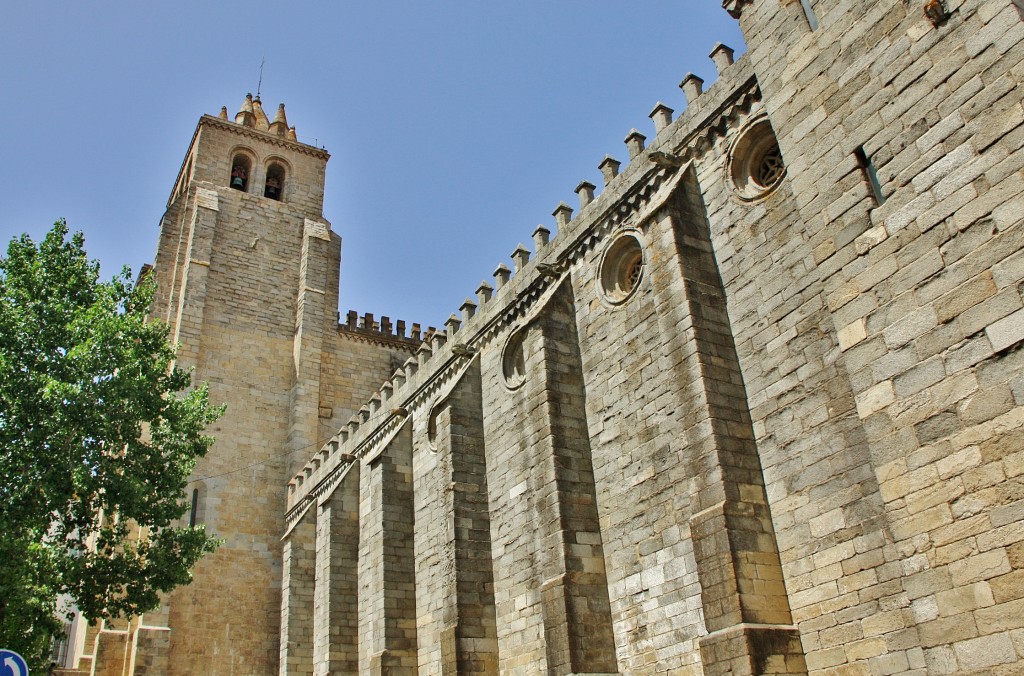 Foto: Catedral - Évora, Portugal