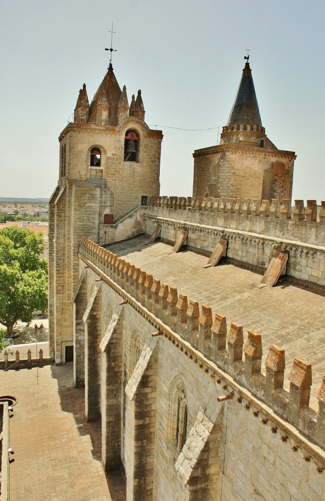 Foto: Tejado de la catedral - Évora, Portugal
