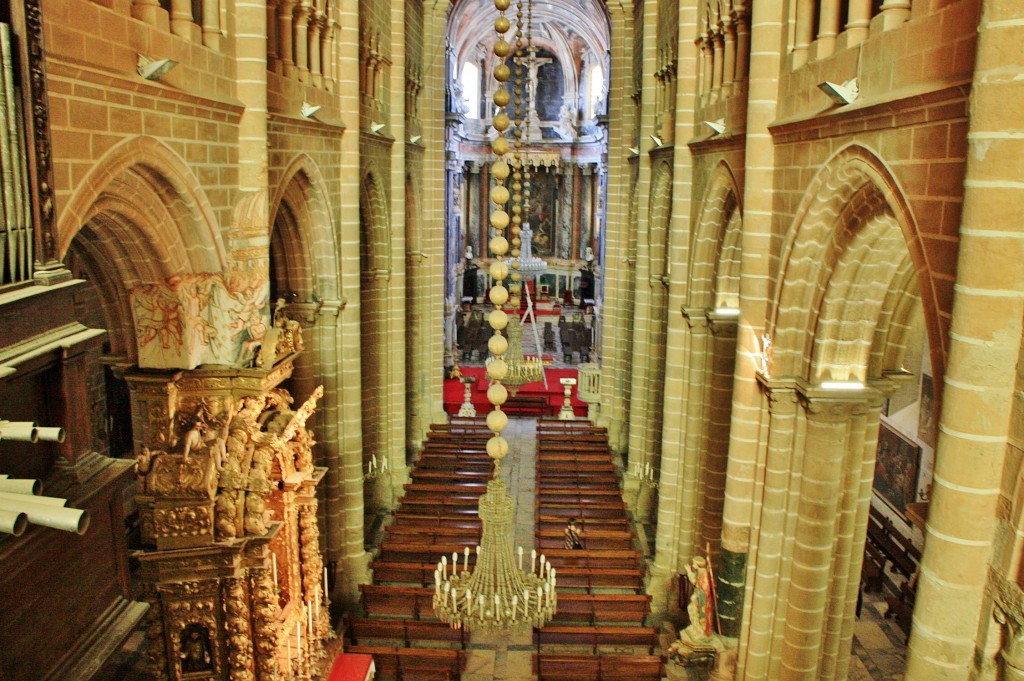 Foto: Catedral - Évora, Portugal