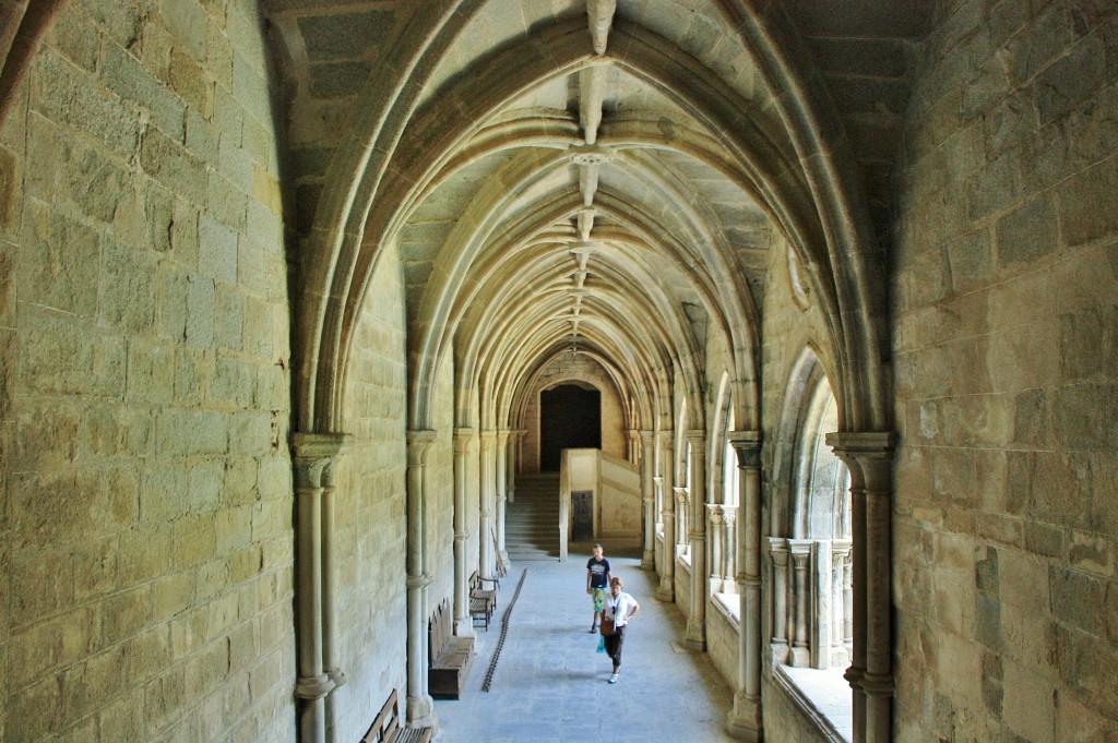 Foto: Claustro de la catedral - Évora, Portugal