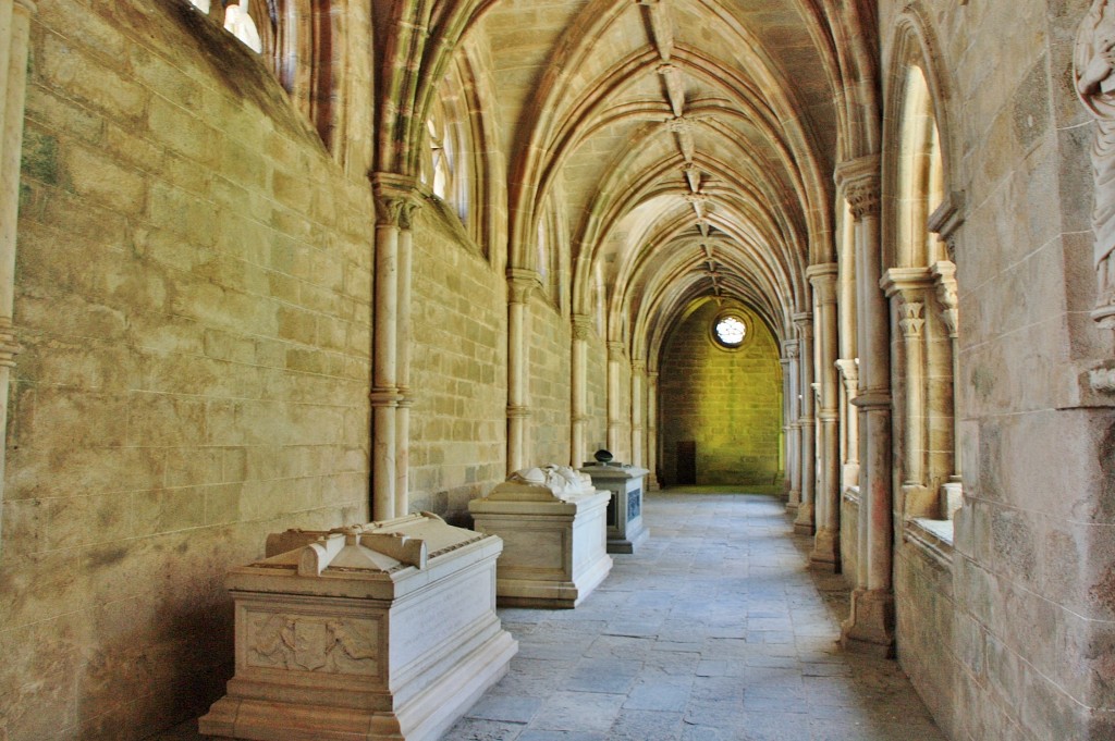Foto: Claustro de la catedral - Évora, Portugal
