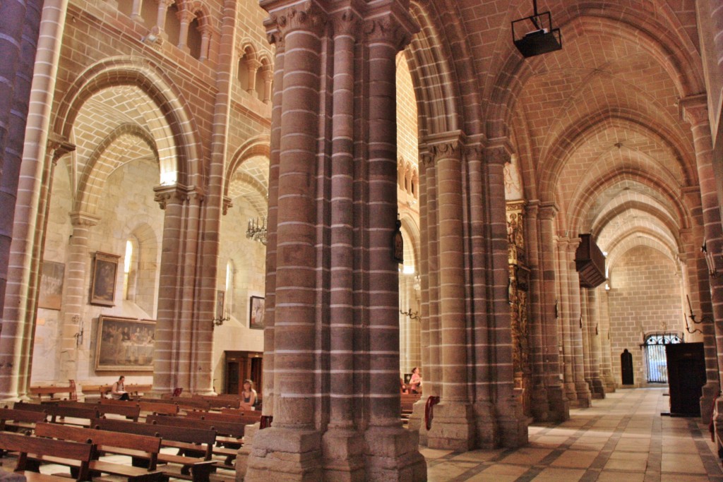 Foto: Catedral - Évora, Portugal
