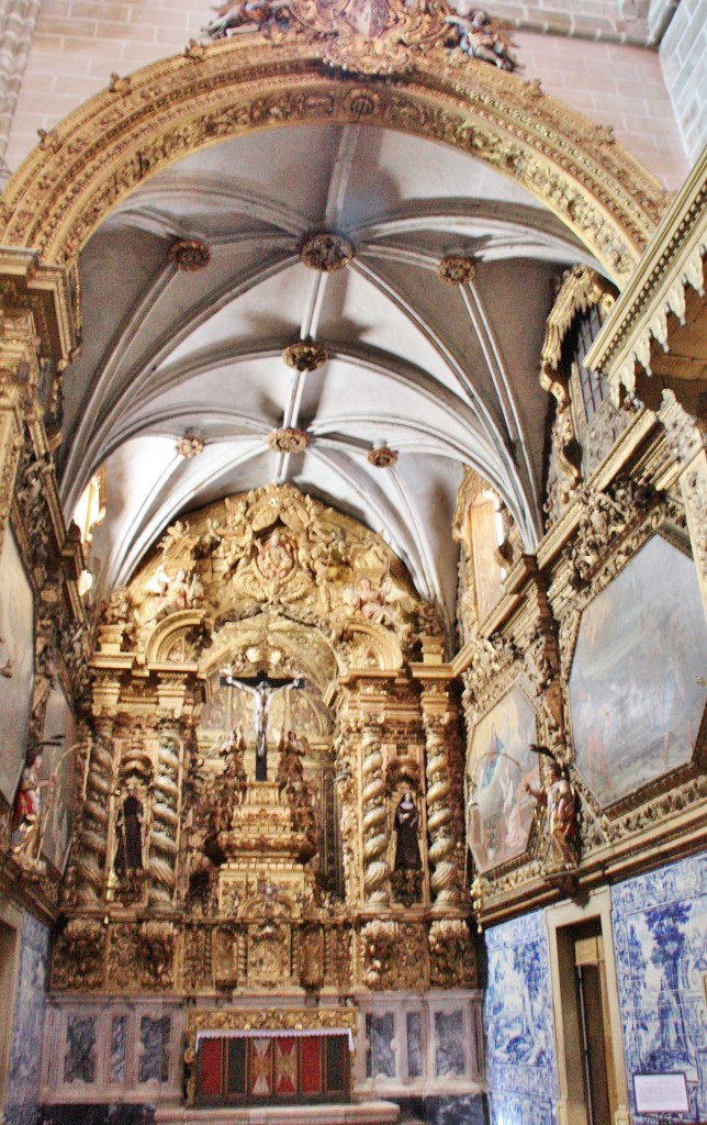 Foto: Iglesia de San Francisco - Évora, Portugal