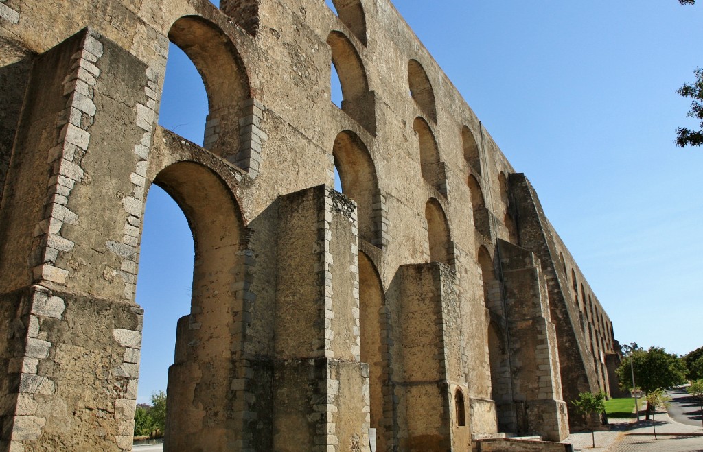 Foto: Acueducto de Amoreira - Elvas (Portalegre), Portugal