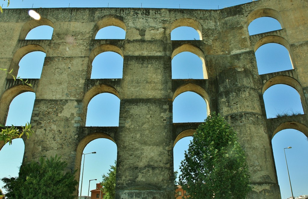 Foto: Acueducto de Amoreira - Elvas (Portalegre), Portugal