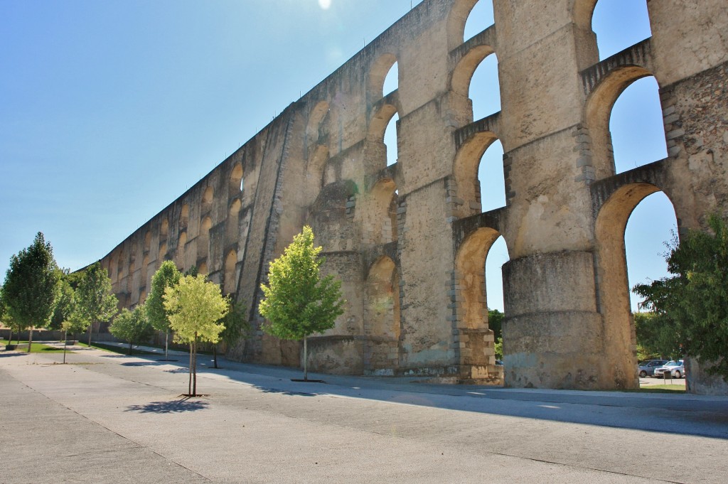 Foto: Acueducto de Amoreira - Elvas (Portalegre), Portugal