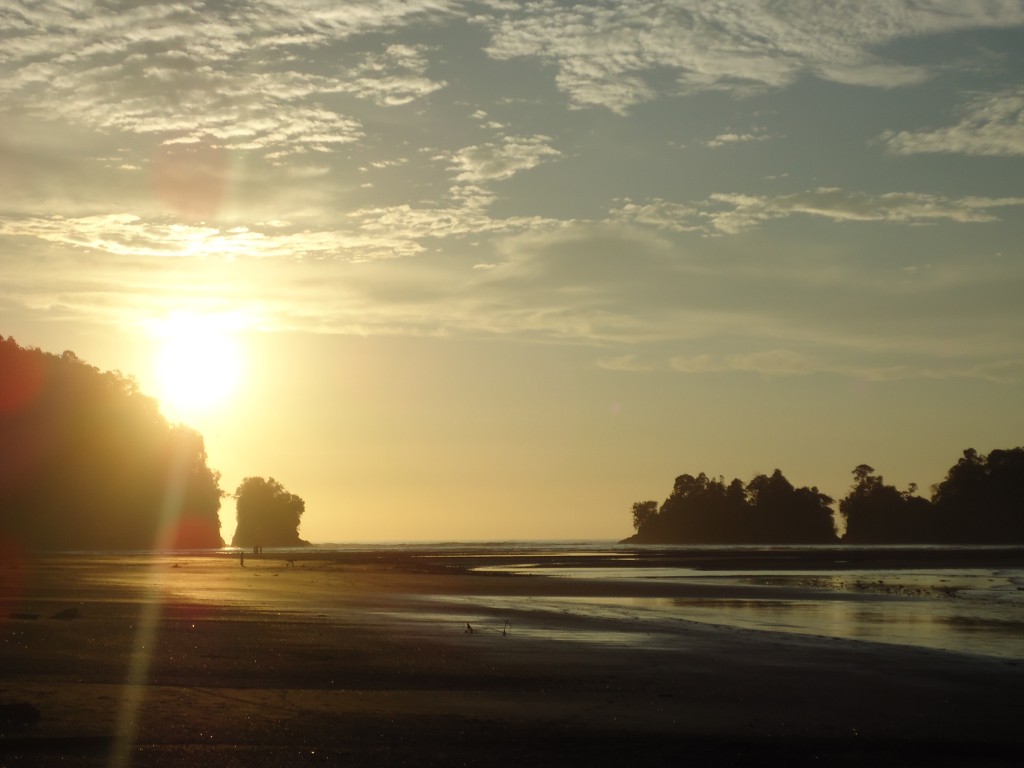 Foto: Atardecer en el pacifico - Nuqui (Chocó), Colombia