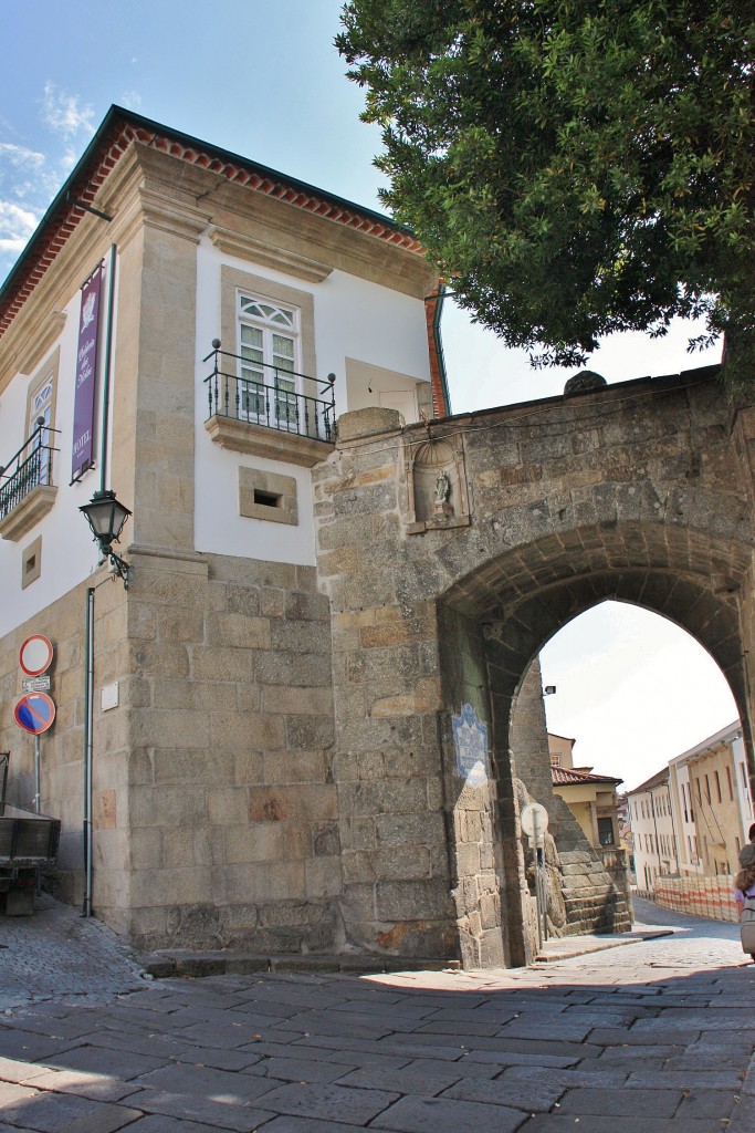 Foto: Arco dos Melos - Viseu, Portugal
