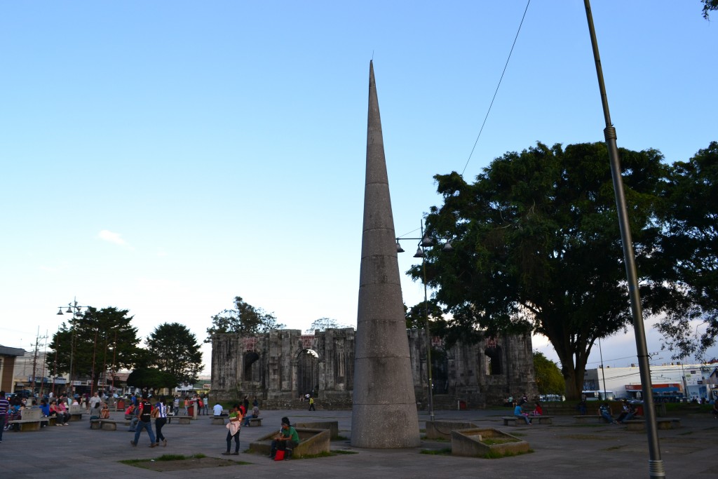 Foto: CATEDRAL DE CARTAGO - Cartago, Costa Rica