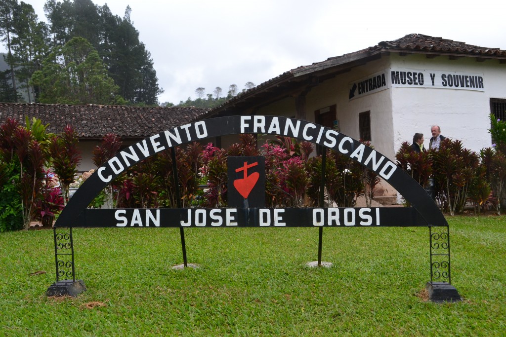 Foto: IGLESIA COLONIAL DE OROSI - Valle De Orosi (Cartago), Costa Rica