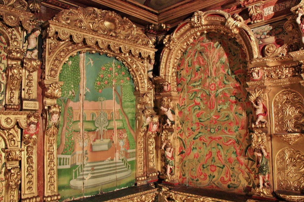 Foto: Convento de Jesus: túmulo de Sta. Juana - Aveiro, Portugal