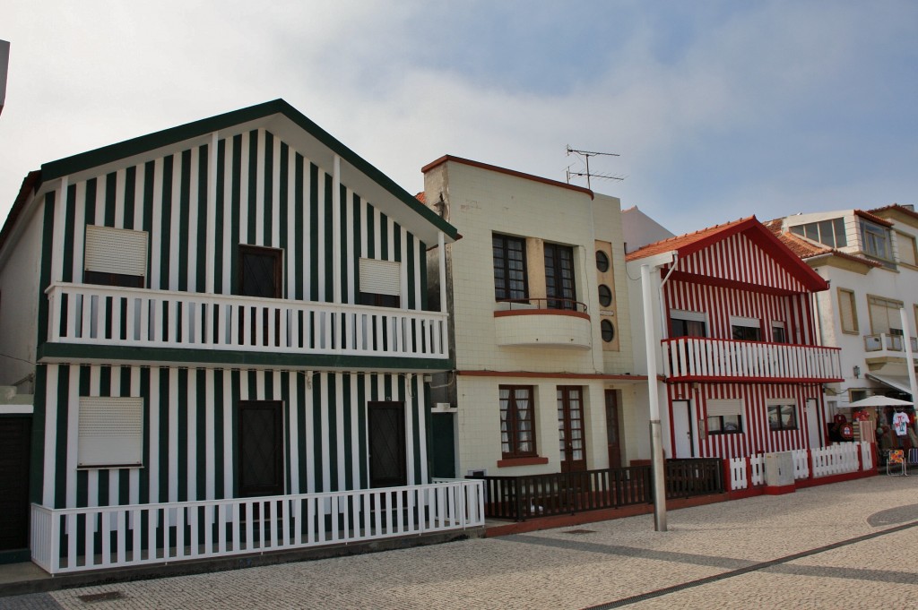 Foto: Antiguas casas de pescadores - Aveiro, Portugal