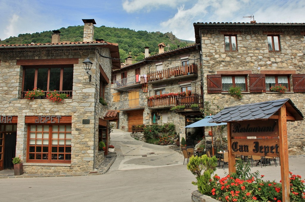 Foto: Vista del pueblo - Setcases (Girona), España