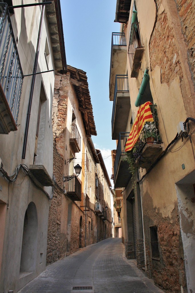 Foto: Vista del pueblo - Talarn (Lleida), España