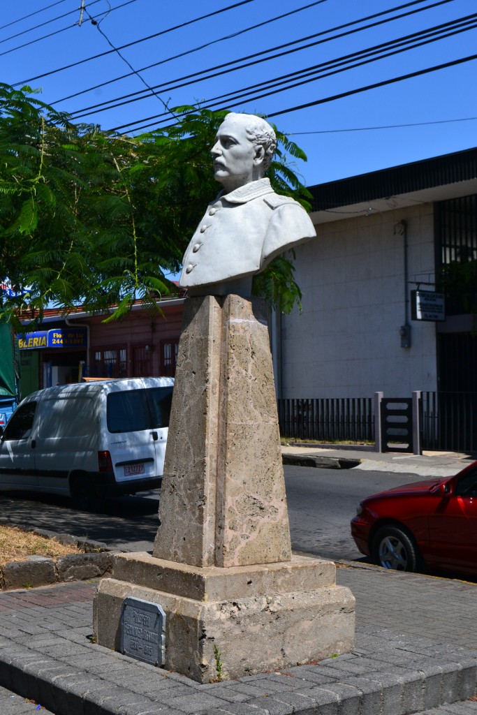 Foto: busto de Prospero Fernandez Oreamuno - Alajuela, Costa Rica