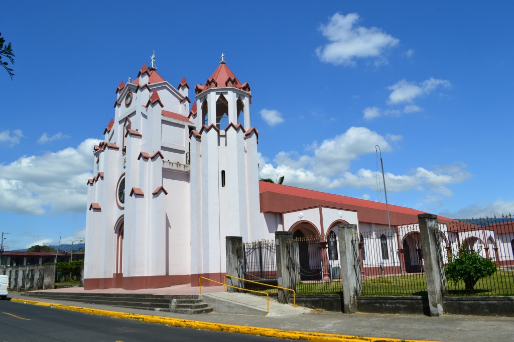 Foto: IGLESIA DE SANTA BARBARA - Santa Barbara (Heredia), Costa Rica