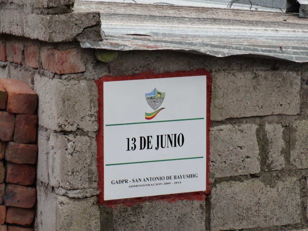 Foto: Nombre de una Calles - Bayushig (Chimborazo), Ecuador
