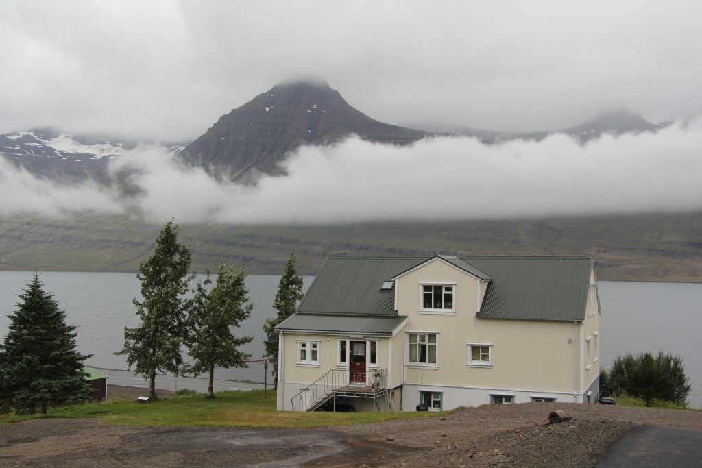 Foto de Reyöarfjordur, Islandia
