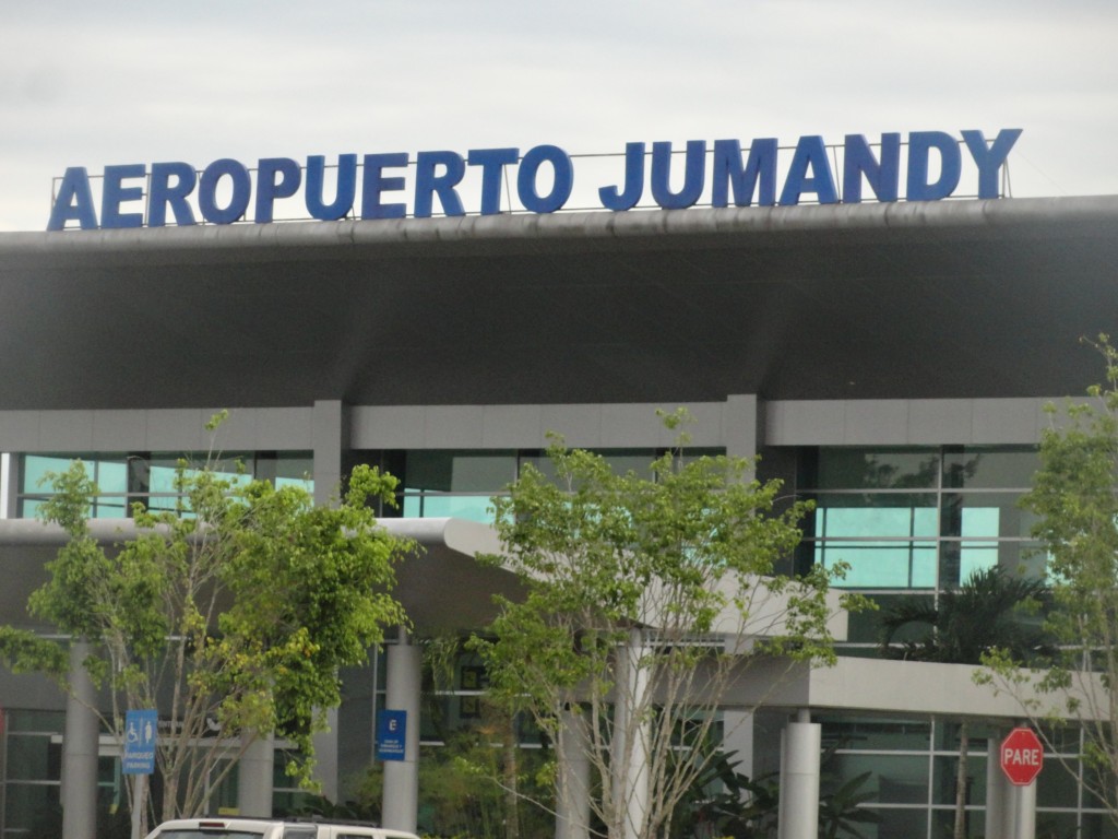 Foto: Aeropuerto Jumandy - Tena (Napo), Ecuador