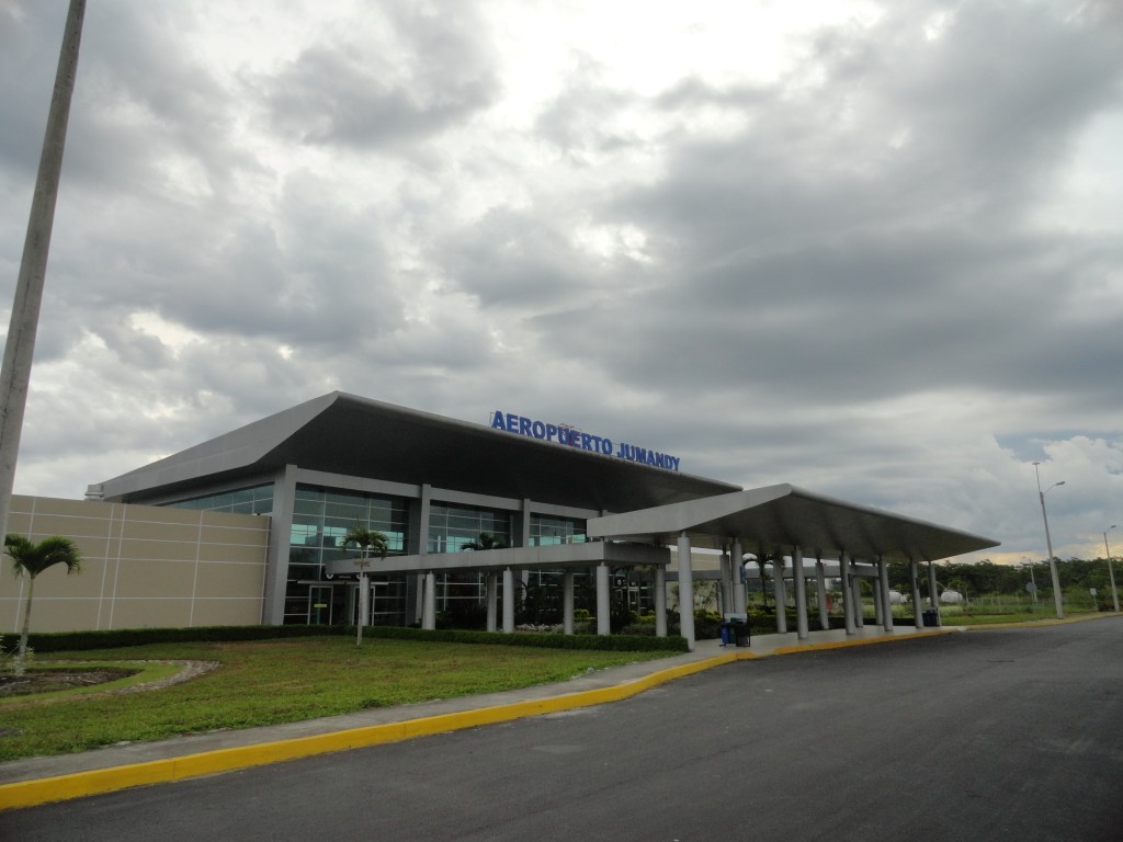 Foto: Aeropuerto Jumandy - Tena (Napo), Ecuador