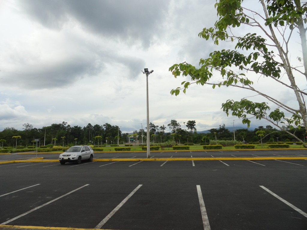 Foto: Aeropuerto Jumandy - Tena (Napo), Ecuador