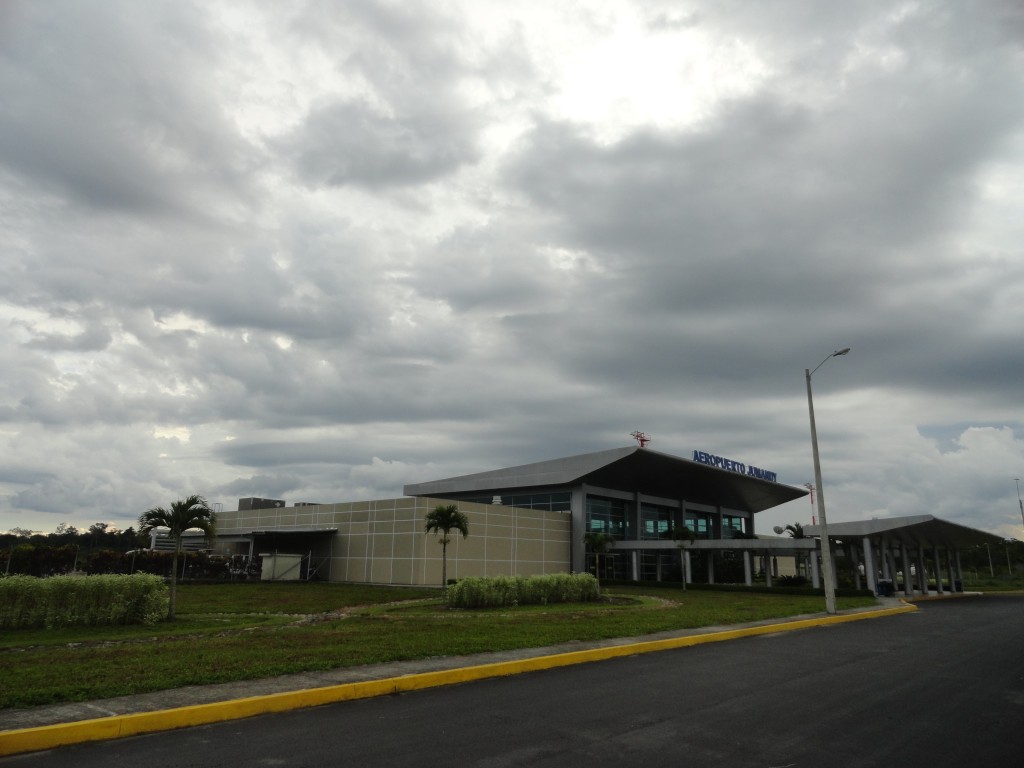 Foto: Aeropuerto Jumandy - Tena (Napo), Ecuador