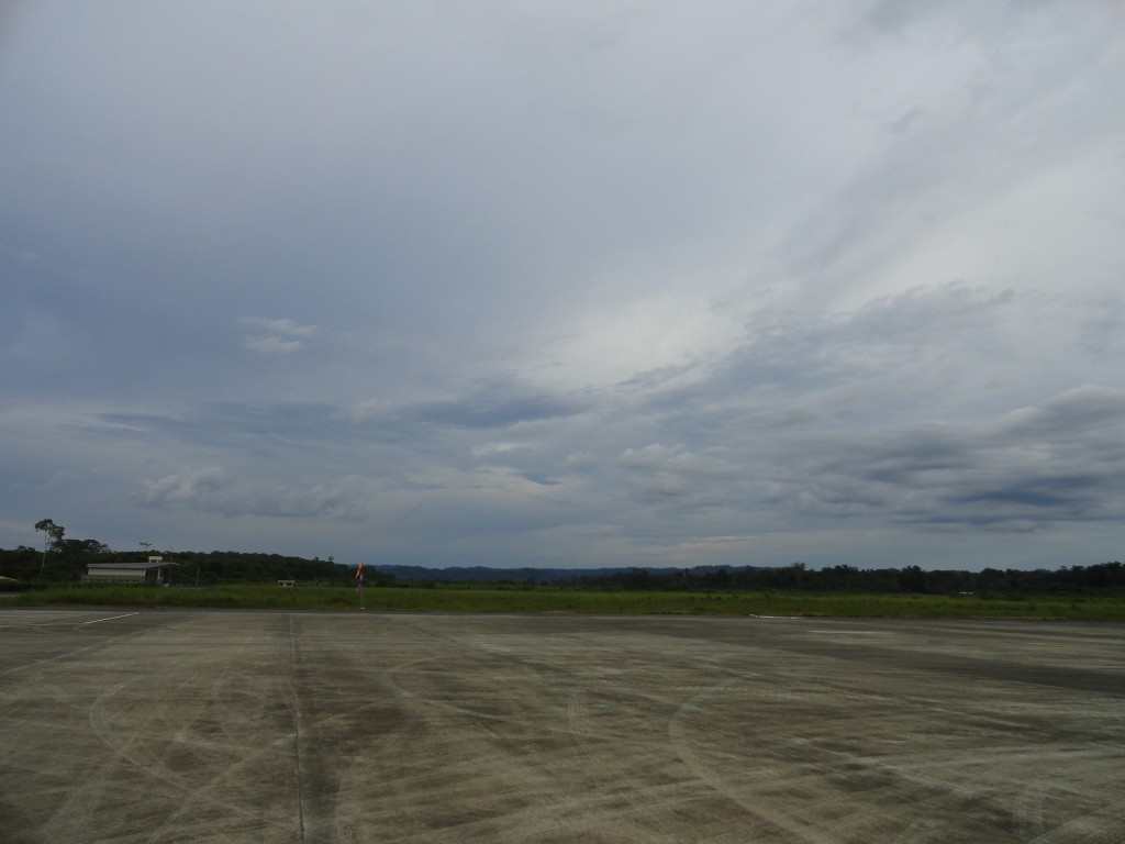 Foto: Aeropuerto Jumandy - Tena (Napo), Ecuador