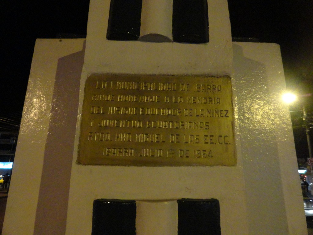 Foto: Obelisco - Ibarra (Imbabura), Ecuador