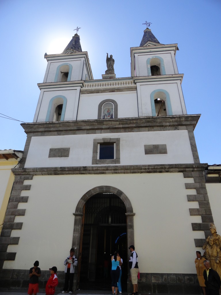 Foto: Iglesia - San Antonio de Ibarra (Imbabura), Ecuador