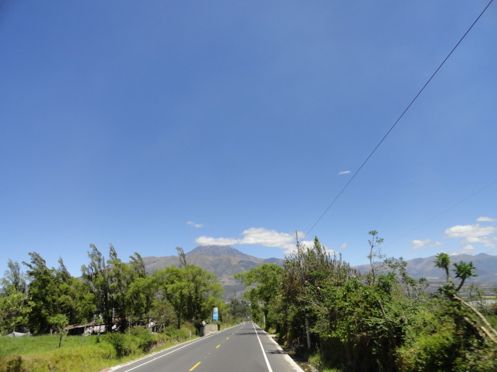 Foto: Camino a Cotacachi - Cotacahi (Imbabura), Ecuador
