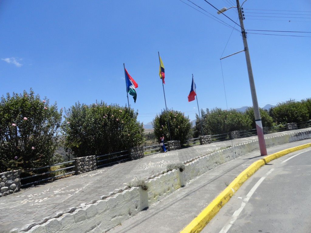 Foto: carretera - Cotacachi (Imbabura), Ecuador