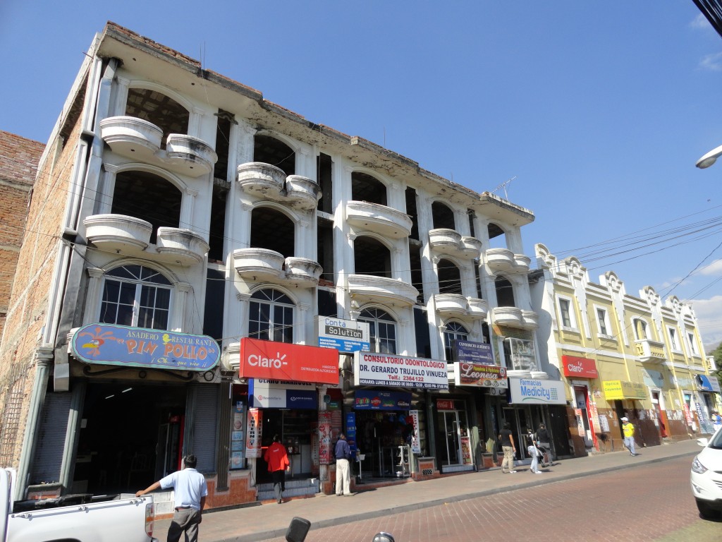 Foto: Camino a  Cayambe - Cayambe (Pichincha), Ecuador