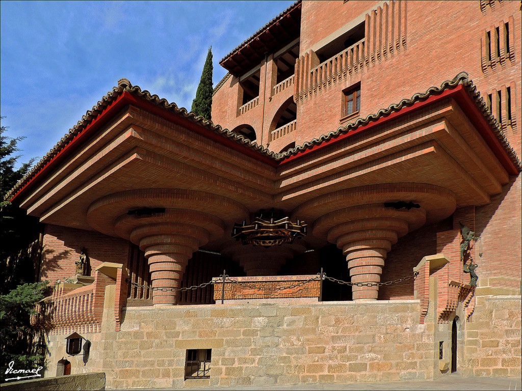 Foto: 131108-20 TORRECIUDAD - El Grado (Huesca), España