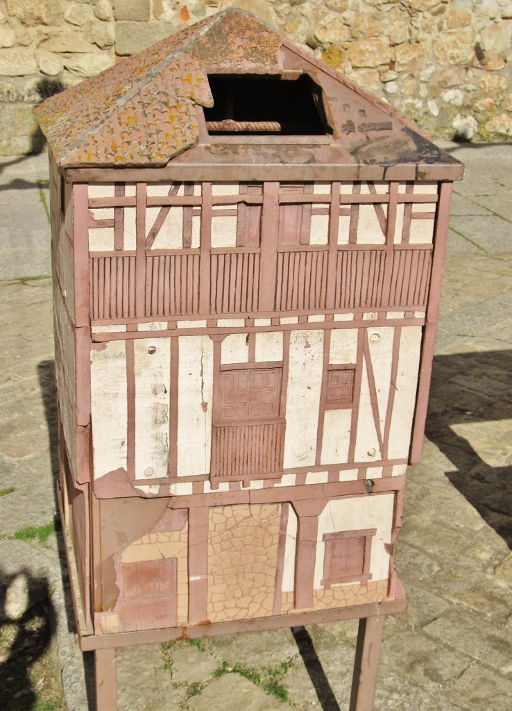 Foto: Papelera - Covarrubias (Burgos), España