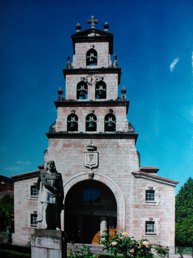 Foto de Cangas de Onis (Asturias), España