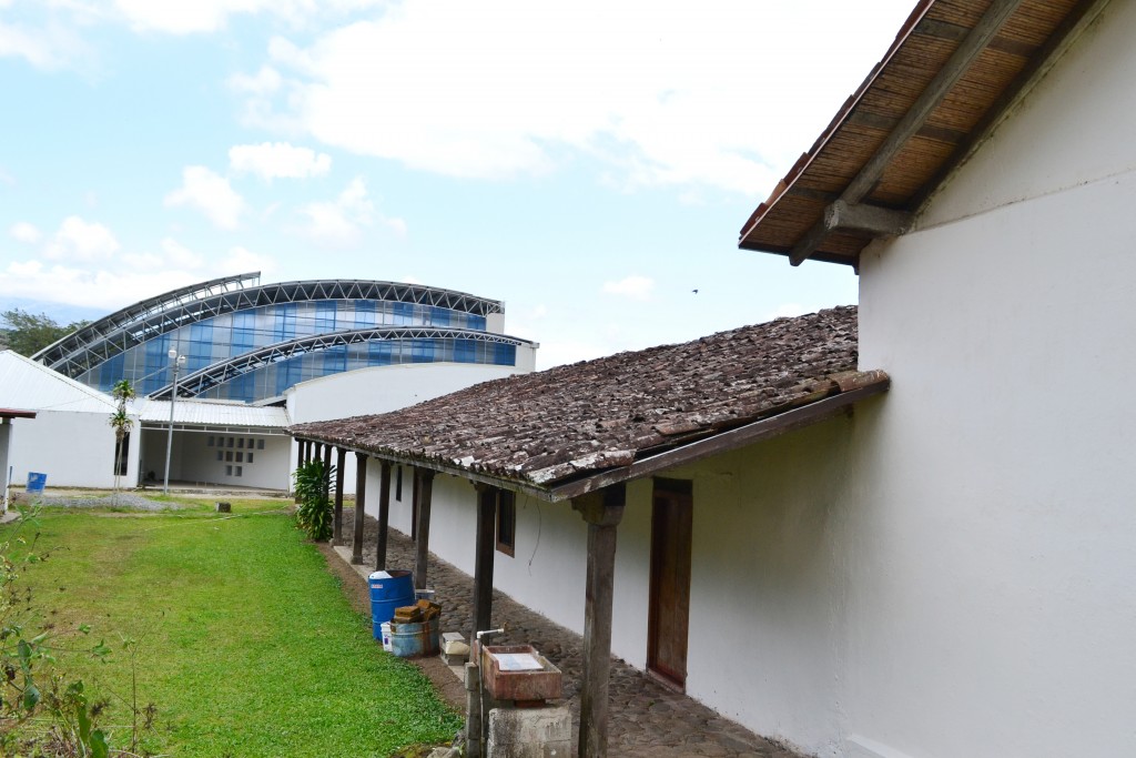 Foto: Iglesia De Orosi - Orosi (Cartago), Costa Rica