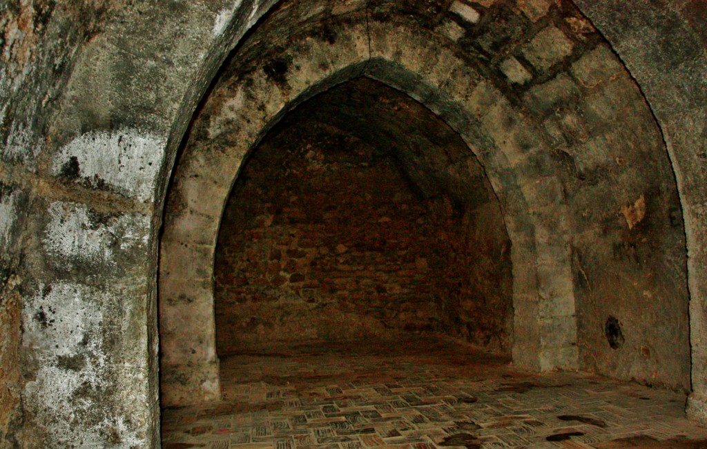 Foto: Castillo: mazmorra - Xàtiva (València), España