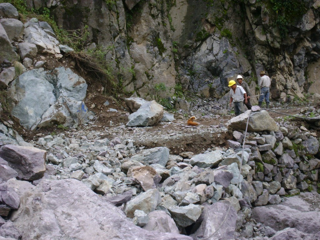 Foto: trabajos  en rio carpacha - Querco (Huancavelica), Perú