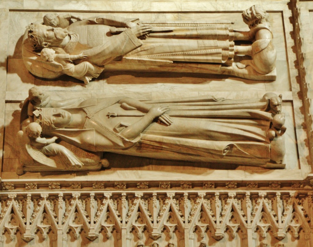 Foto: Monasterio de Poblet: tumbas reales - Vimbodí i Poblet (Tarragona), España