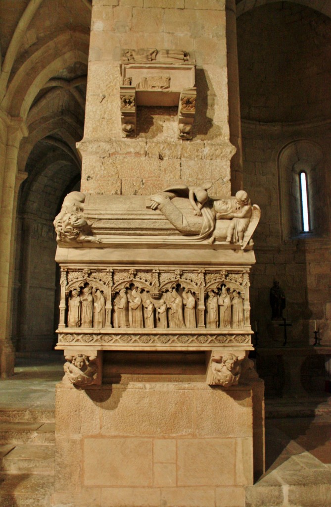 Foto: Monasterio de Poblet: tumbas reales - Vimbodí i Poblet (Tarragona), España