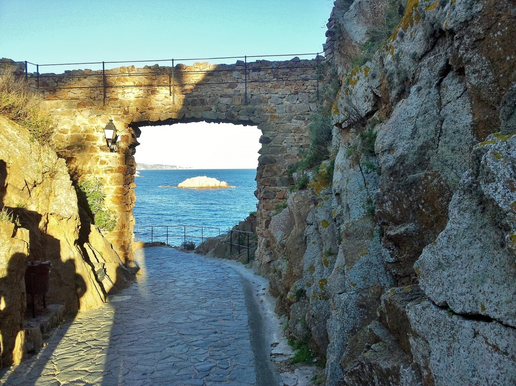 Foto: Recinto amurallado - Tossa de Mar (Girona), España