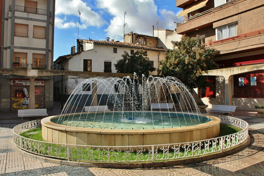 Foto: Plaza puerta del Sol - Utiel (València), España