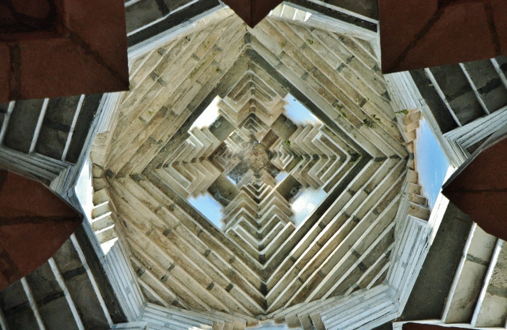 Foto: Santuario Ntra. Sra. Montserrat - Montferri (Tarragona), España