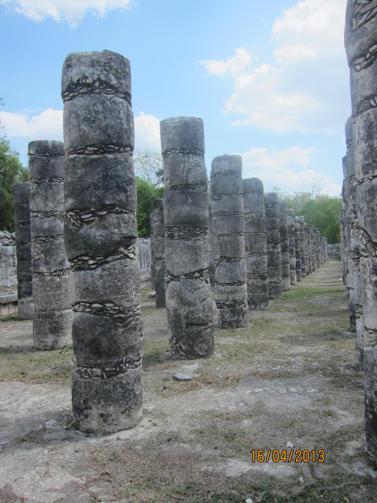 Foto: Plataforma de las mil columnas - Chichén Itzá (Yucatán), México