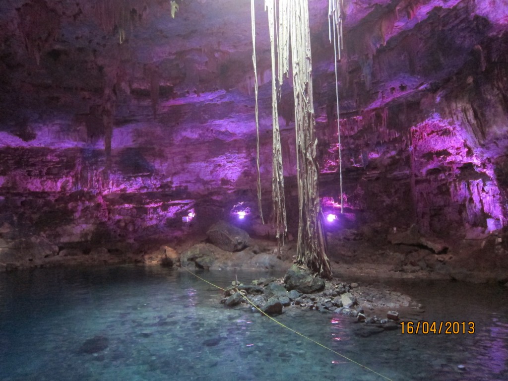 Foto: Cenote - Chichén Itzá (Yucatán), México