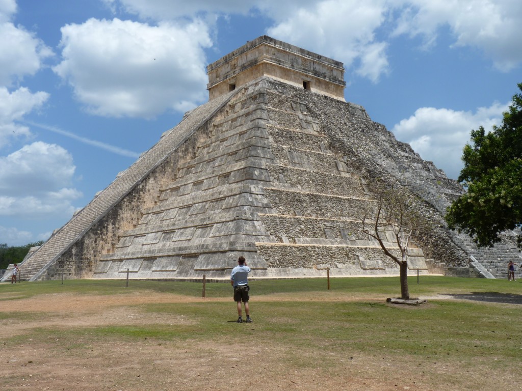 Foto: Templo de kukulcán o El Castillo - Chichén Itzá (Yucatán), México