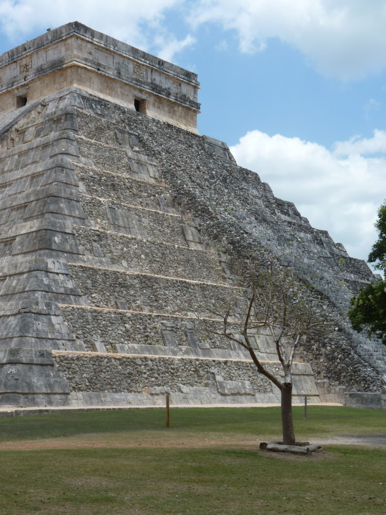 Foto: Templo de kukulcán o El Castillo - Chichén Itzá (Yucatán), México