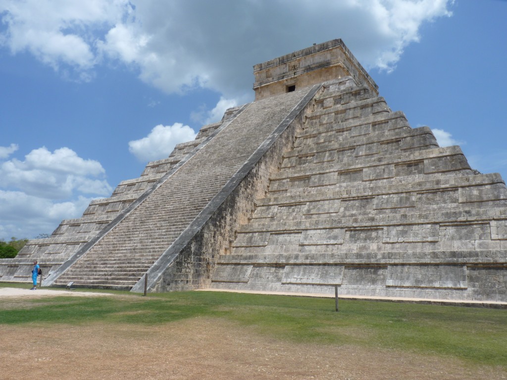 Foto: Templo de kukulcán o El Castillo - Chichén Itzá (Yucatán), México