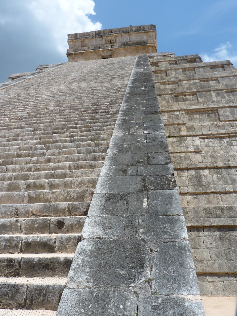 Foto: Templo de kukulcán o El Castillo - Chichén Itzá (Yucatán), México