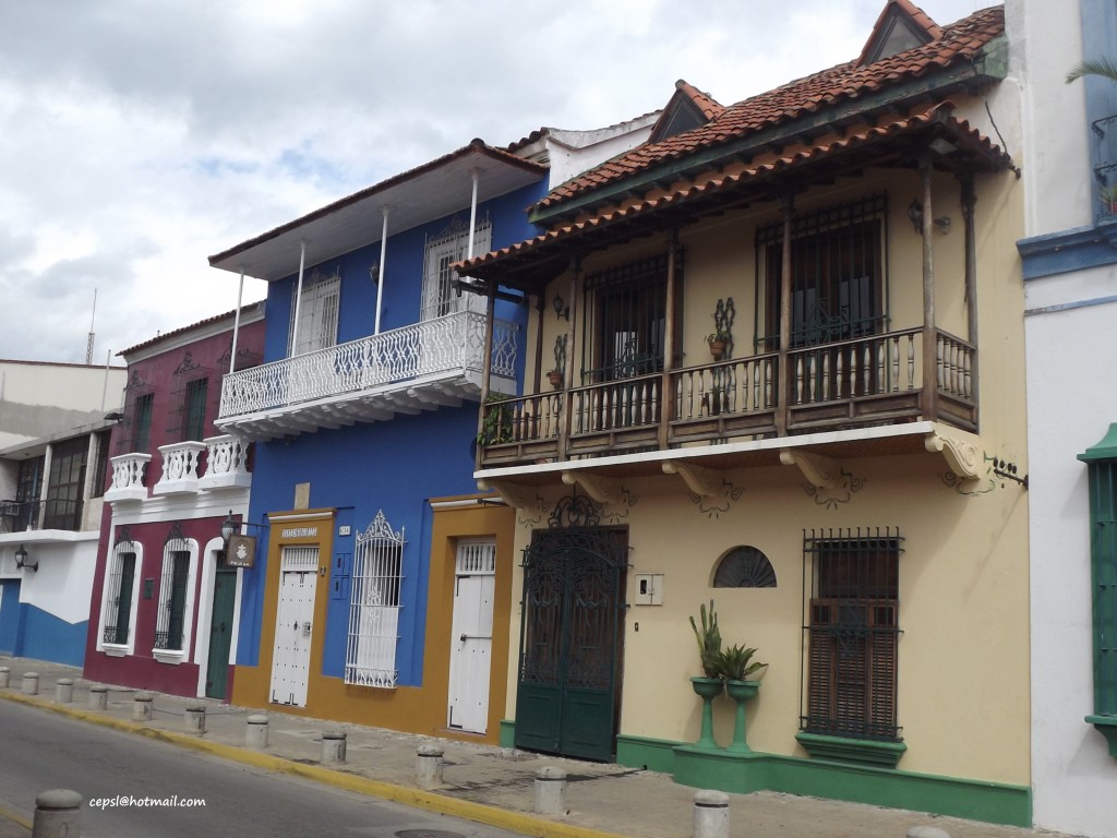 Foto: Calle Bolívar en la Zona Colonial de Puerto Cabello - Puerto Cabello (Carabobo), Venezuela